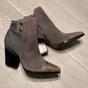 Donald J Pliner Vicson Suede Booties